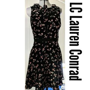 Like New! LC Lauren Conrad Floral Dress with Lace